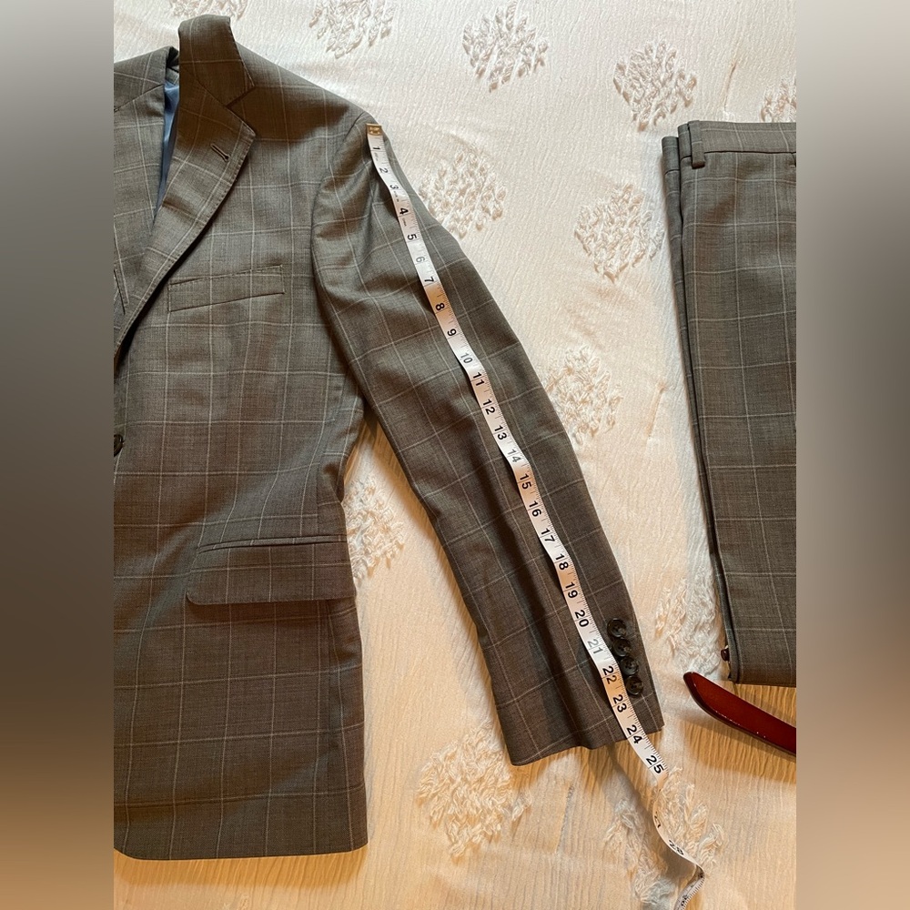 Gray Checkered Men's Suit and Pants - Picture 7 of 9